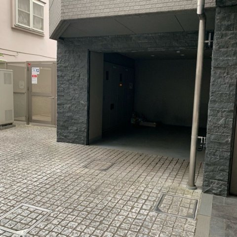 【エントランス】 | ブライズ馬込 | 落ち着いたエントランスです