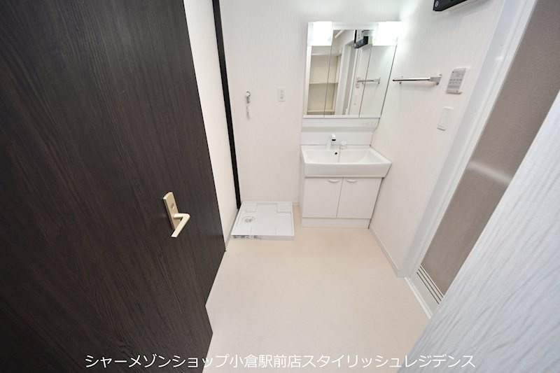 サンシャインタワー三萩野の洗面所