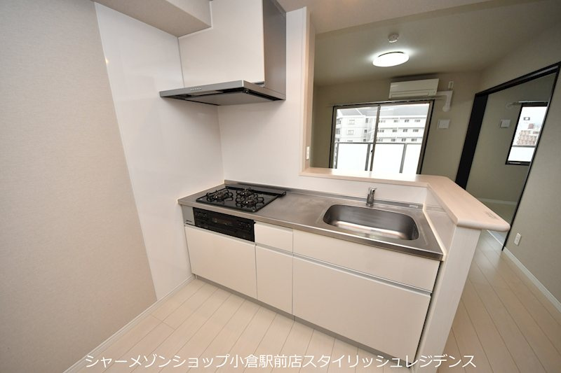 サンシャインタワー三萩野のキッチン