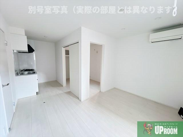 GRANDTIC平安通の居間・リビング
