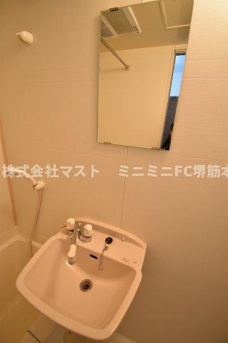 ピュアサクラ松屋町の洗面所