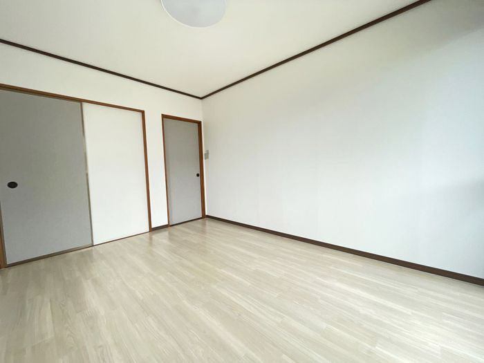 岩崎ハイツ　Bの収納