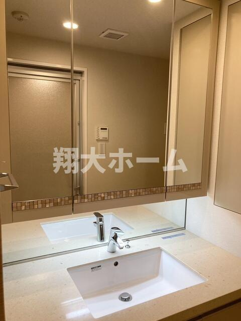 オープンレジデンシア本郷菊坂の洗面所