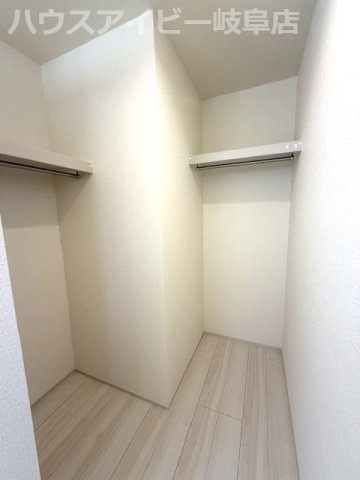 岐阜市東鶉新築建売全5棟！コンパクトサイズの3LDK！価格もお買い求めやすく♪リビングエアコン付き！の収納|岐阜市東鶉新築建売全5棟！コンパクトサイズの3LDK！価格もお買い求めやすくなってます♪リビングエアコン付き！