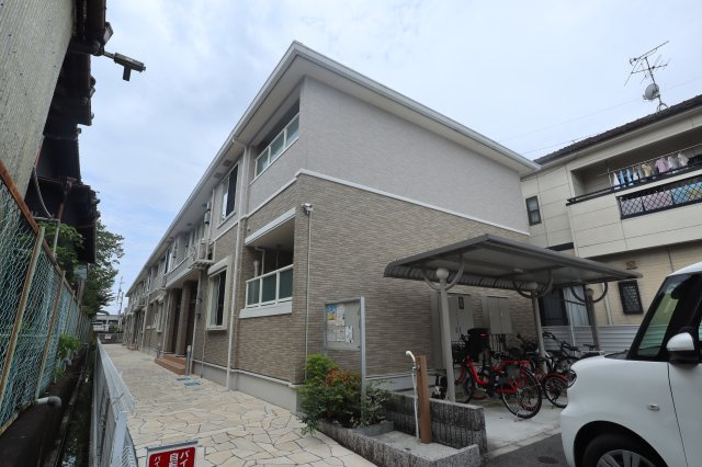 橿原市土橋町のアパート
