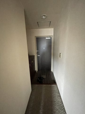 ダイアパレス新居浜の玄関
