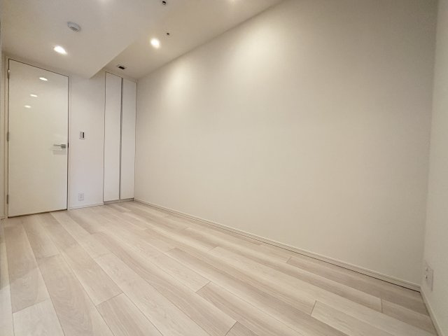 約5.0帖の洋室。　