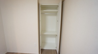 パレステージ西新井大師西の収納|たっぷりとした収納スペースです