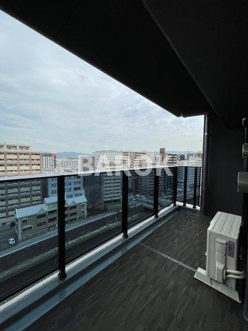 S-RESIDENCE博多駅東awesomeのバルコニー