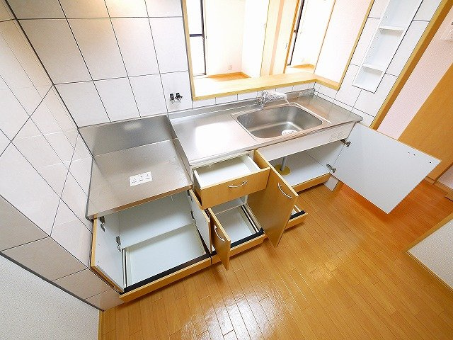 ボンボニエールのキッチン|キッチン用品を収納するならこちらをご利用ください。