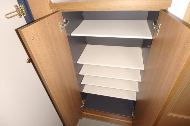 グランドクレスト武蔵中原の収納|他のお部屋の参考写真となります。