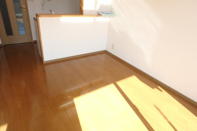 グランドクレスト武蔵中原の居間・リビング|他のお部屋の参考写真となります。