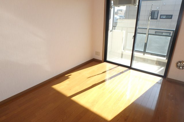 グランドクレスト武蔵中原の居間・リビング|他のお部屋の参考写真となります。
