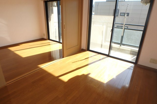 グランドクレスト武蔵中原の洋室|他のお部屋の参考写真となります。