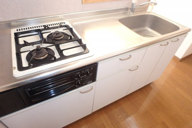 グランドクレスト武蔵中原のキッチン|他のお部屋の参考写真となります。