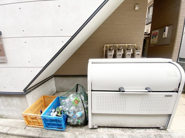 北区豊島８丁目のアパートのその他共用部分|専用ごみ置き場☆