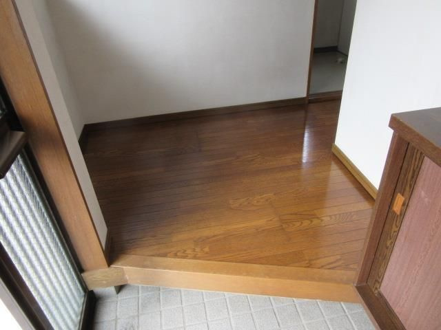 サンヒルズ　Ｂ棟の玄関