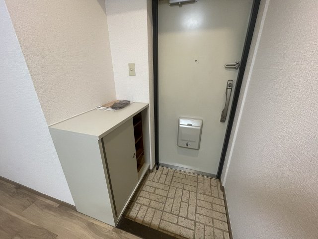 コンドミニアム千駄木の玄関
