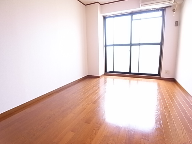 アンピエスぜんの洋室