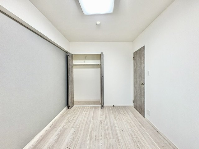 ミサワホームズ東大井（5階部分）／仲介手数料無料／新規フルリノベーションの洋室