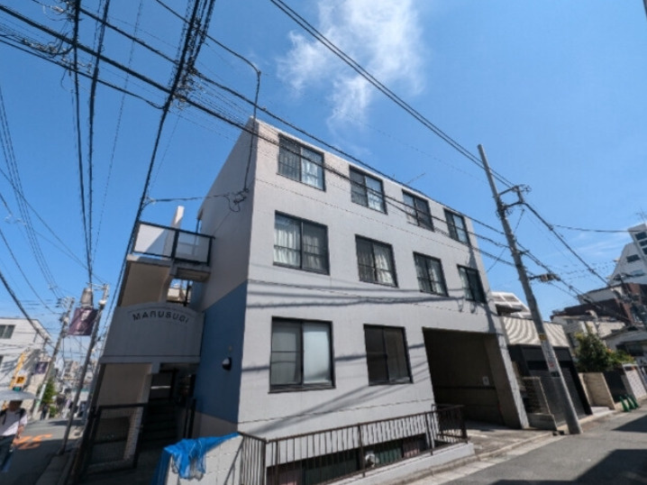 ソシエート丸杉の外観