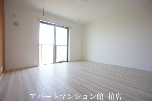 セナリオフォルム柏たなかの居間・リビング