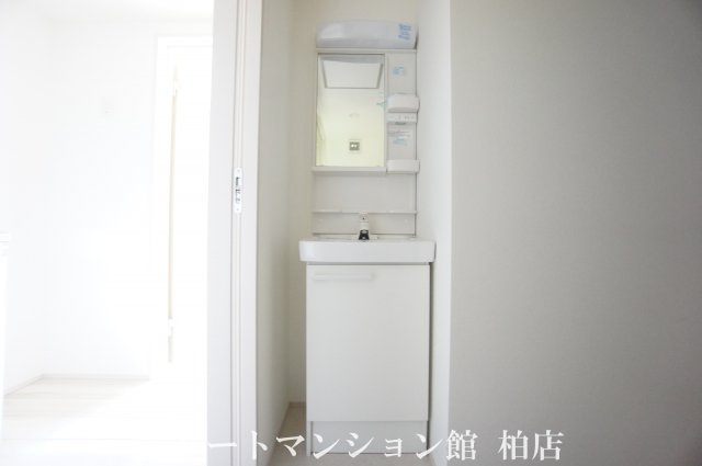 セナリオフォルム柏たなかの洗面所