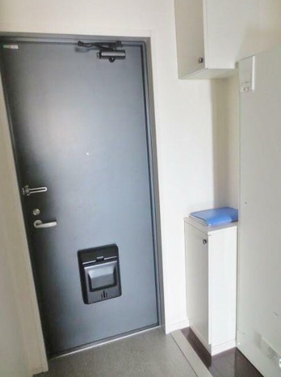陽だまり荘の玄関