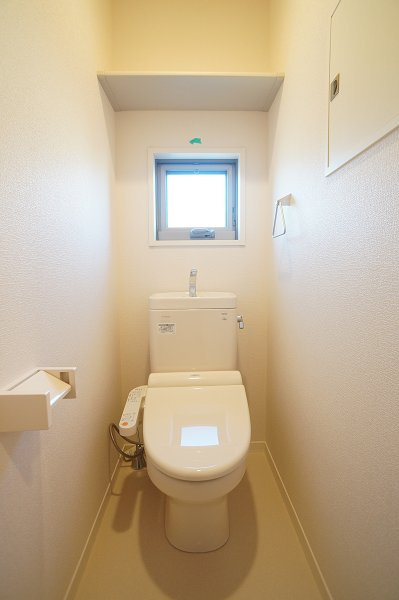 市川市北方２丁目のアパートのトイレ|多機能温水洗浄便座♪