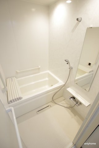 大阪市淀川区東三国２丁目の賃貸マンションの浴室