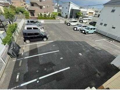 SurplusⅠ御宮前の駐車場