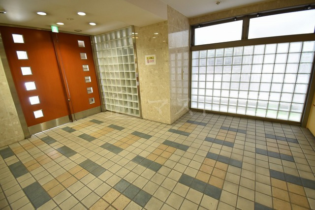 エイペックス松屋町ヴァンデュールのロビー