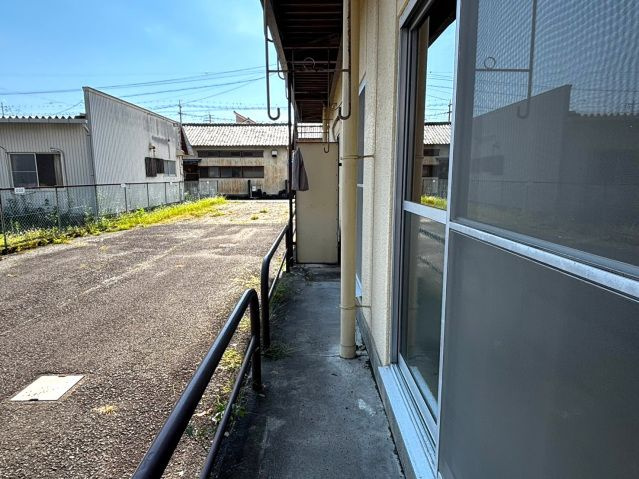 茶町ハイツのバルコニー