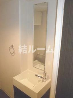 板橋区東新町１丁目の賃貸マンションの洗面所
