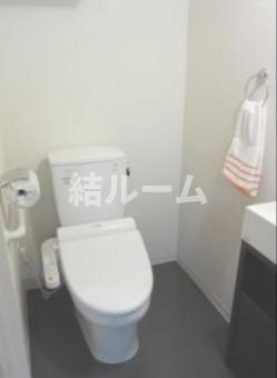 板橋区東新町１丁目の賃貸マンションのトイレ