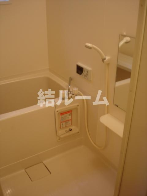 北区上十条１丁目のアパートの浴室