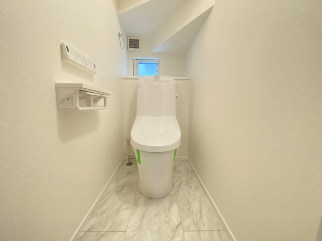 糸満市糸満Ⅳ（全2棟）のトイレ|※同施工会社写真です