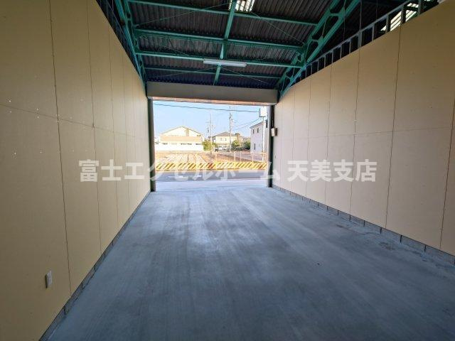羽曳野倉庫のロビー