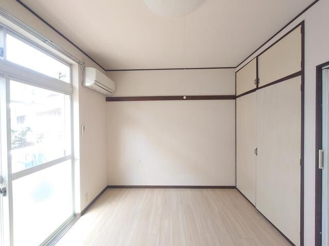 メゾンカルチェラタンの寝室