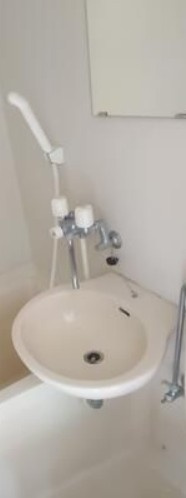 メゾンカルチェラタンの洗面所
