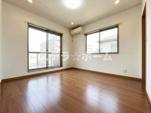 円山町 中古戸建の洋室|広々とした洋室です
※写真は家具がない状態のイメージです