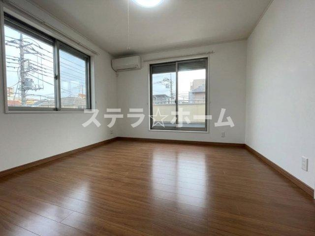 円山町 中古戸建の洋室|明るい洋室です
※写真は家具がない状態のイメージです
