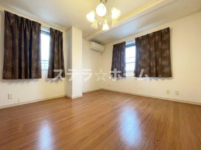 円山町 中古戸建の洋室|スタンダードな洋室です
※写真は家具がない状態のイメージです
