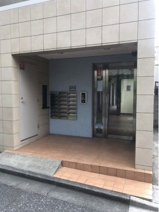 イントランス梅丘ヒルズのエントランス