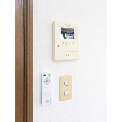 【内装】 | 鴻巣市糠田戸建 | 明るい色調の室内です