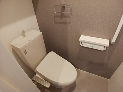 【トイレ】 | ストーキア | トイレもきれいです