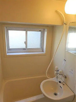 大手町ビルの浴室|コンパクトで使いやすいお風呂です