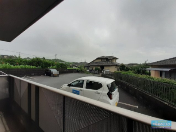 サンビレッジ八番館のバルコニー|※同タイプの部屋写真です