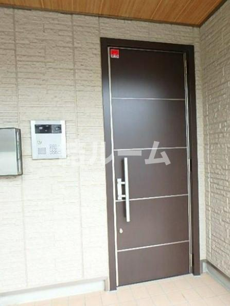 豊島区西池袋４丁目の賃貸マンションのエントランス