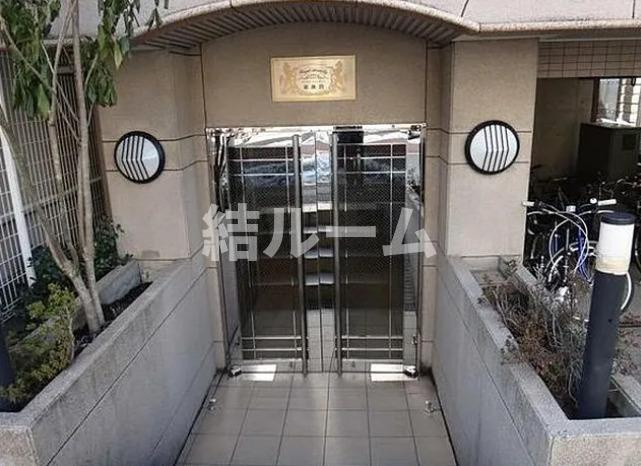 豊島区東池袋５丁目の賃貸マンションのエントランス